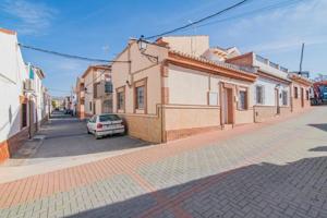 Adosada en venta en Zubia, OTRAS photo 0