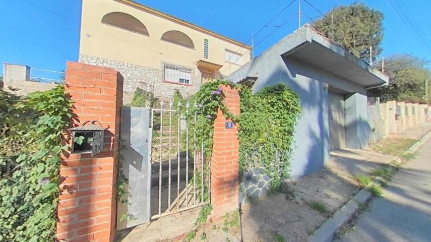 Casa en venta en Sant Pere de Vilamajor, Centre photo 0