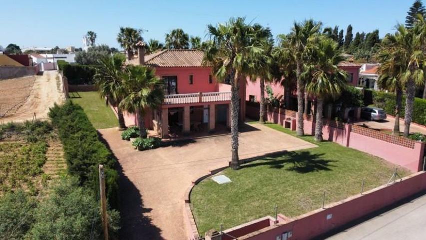 Chalet en venta en Conil de la Frontera, Casa postas photo 0