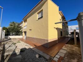 Chalet en venta en Oliva, Playa photo 0