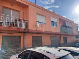 Edificio en venta en Alicante photo 0