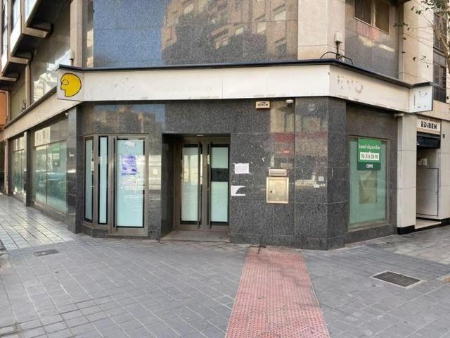 Local comercial en venta en Alicante, Alipark photo 0