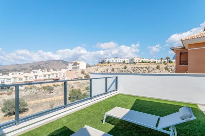 Adosada en venta en Finestrat, Balcon de finestrat photo 0