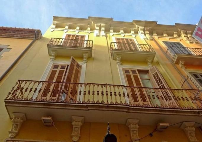 Edificio en venta en Sant Feliu de Guíxols, Centre photo 0