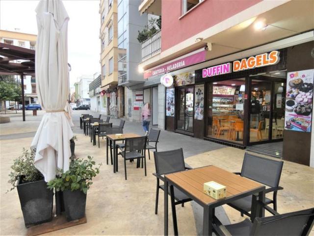 Local comercial en venta en Denia, Centro Urbano photo 0