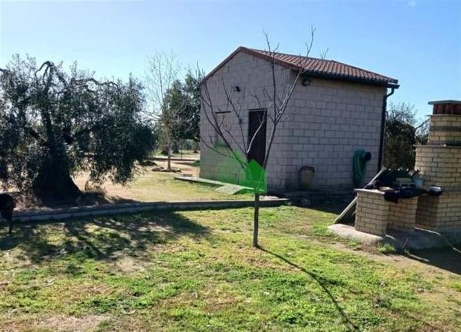 Chalet en venta en Montijo, LOS ARENALES photo 0