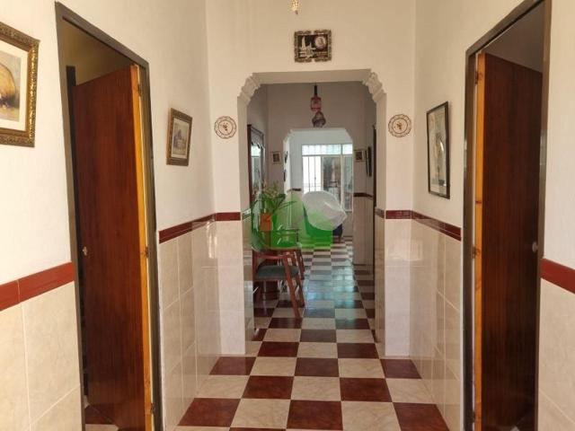 Casa con terreno en venta en Montijo, LA HUERTECILLA photo 0