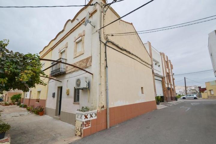 Casa en venta en Sant Jaume d'Enveja, Sant Jaume d´Enveja photo 0