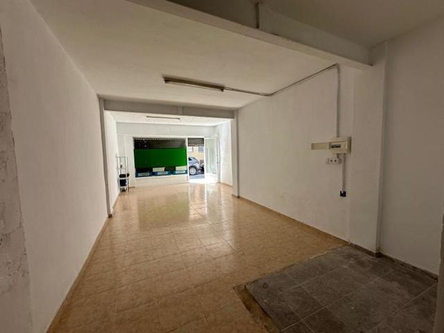 Local comercial en venta en Alicante, Altozano photo 0