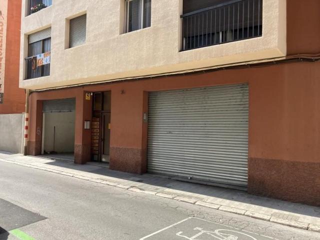 Local comercial en venta en Figueres, Centro photo 0