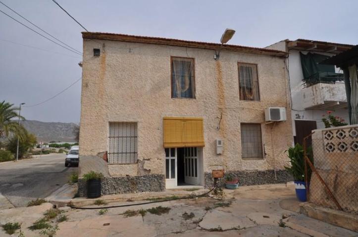 Casa con terreno en venta en Abanilla photo 0