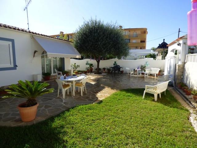 Chalet en venta en Denia, Las Marinas (Km1 al Km 6) photo 0