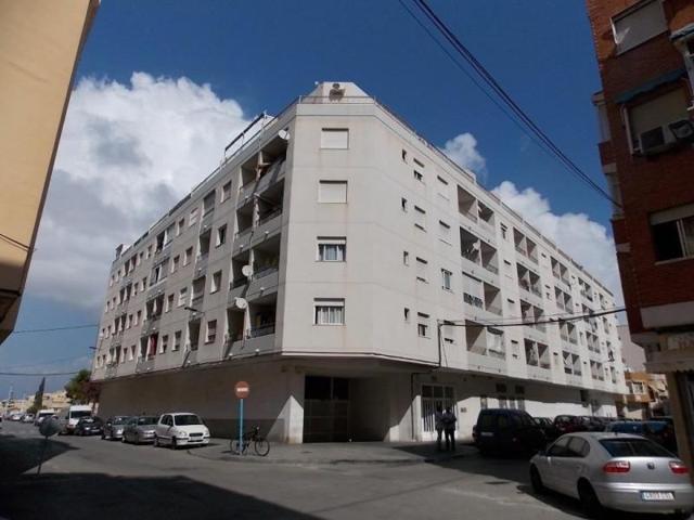 Apartamento en venta en Torrevieja photo 0