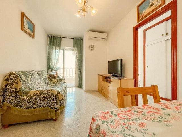 Apartamento en venta en Torrevieja photo 0