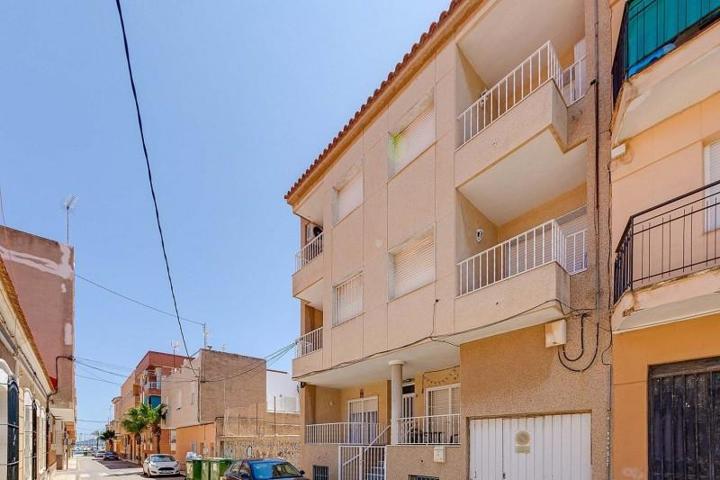 Apartamento en venta en Los Alcázares photo 0