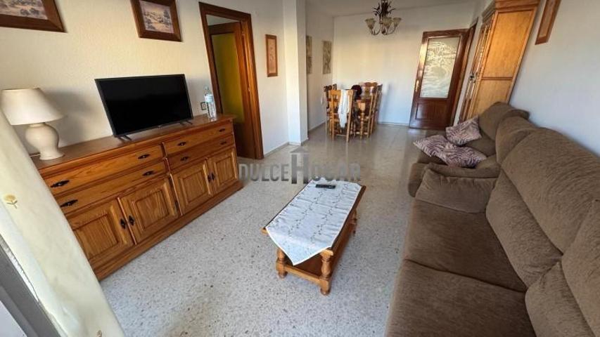 Piso en venta en Rincón de la Victoria, Centro photo 0