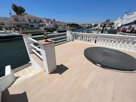 Chalet en venta en Empuriabrava, EMPURIABRAVA photo 0