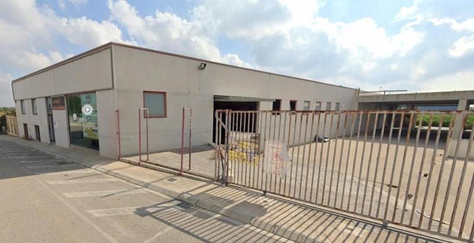 Nave industrial en venta en Alzira, P. Ind. nº 1 mercat d abastos photo 0