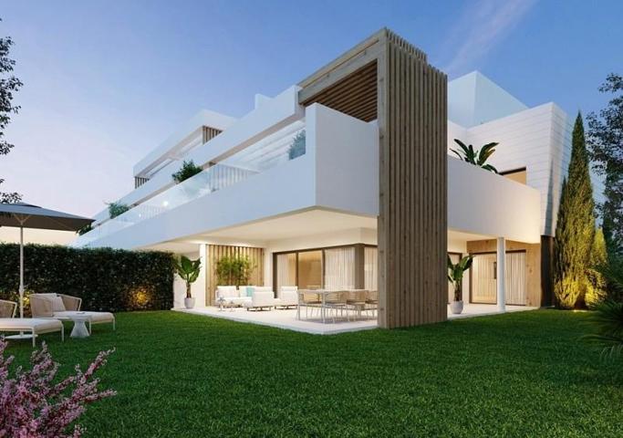 Planta baja en venta en Estepona, Centro photo 0