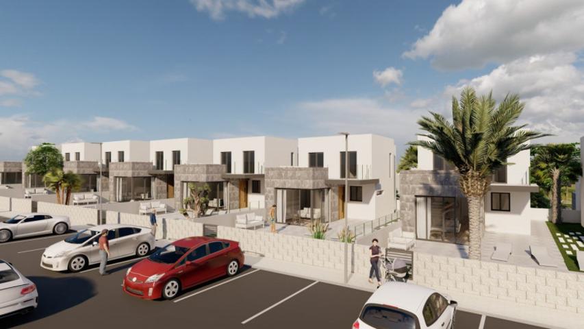 Chalet en venta en Torrevieja, Los altos photo 0