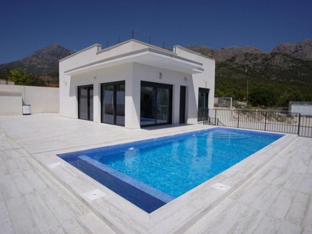 Chalet en venta en Polop photo 0