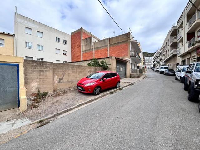 Terreno en venta en Llançà, La villa photo 0