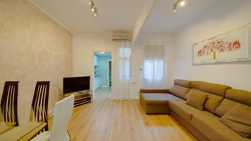 Apartamento en venta en Alicante, Carolinas altas photo 0