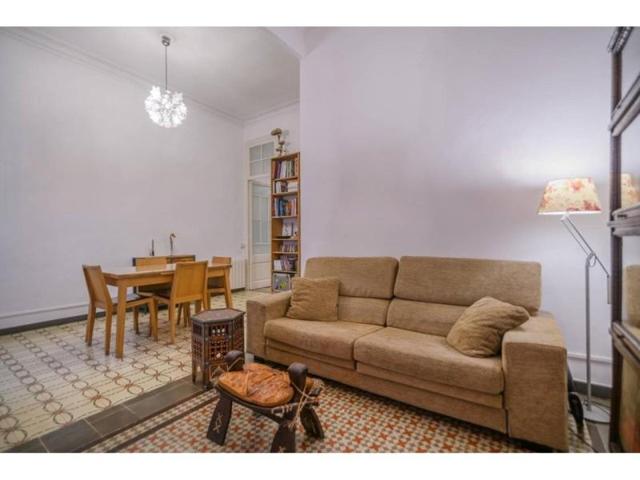 Piso en venta en Barcelona, El Raval photo 0