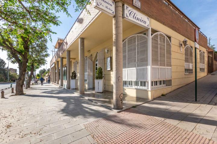 Local comercial en venta en Granada, Villarejo photo 0