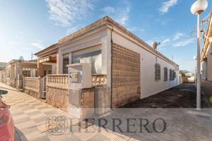 Casa en venta en Bellreguard, Playa bellreguard photo 0