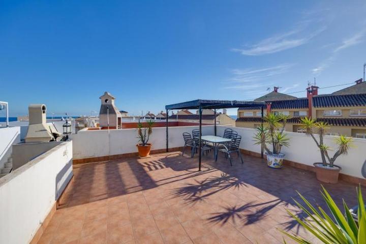 Apartamento en venta en Torrevieja photo 0