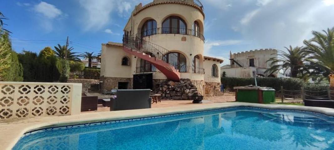 Casas de pueblo en venta en Jávea-Xàbia photo 0