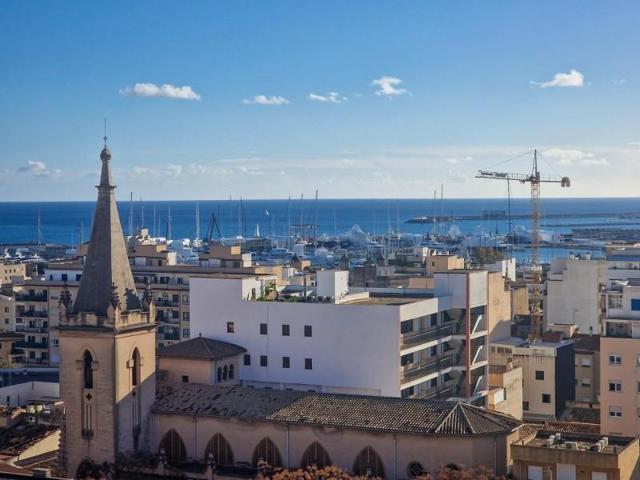 Piso en venta en Mallorca, Santa Catalina photo 0