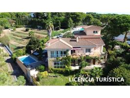 Casa en venta en Lloret de Mar, Centro photo 0