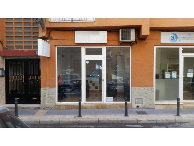 Local comercial en venta en Benidorm photo 0