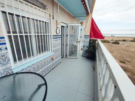 Apartamento en venta en Torrevieja, La Mata pueblo photo 0