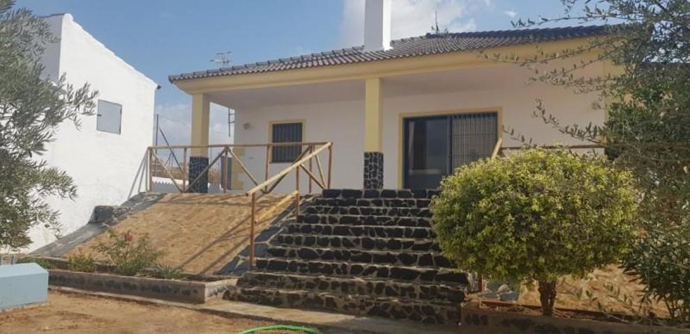 Casa con terreno en venta en Arcos de la Frontera, Venta el pavo photo 0