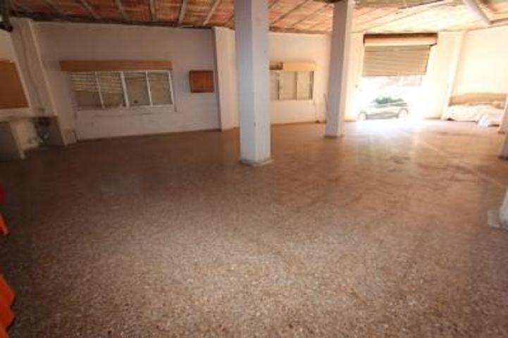 Local comercial en venta en Guardamar del Segura, CENTRO photo 0