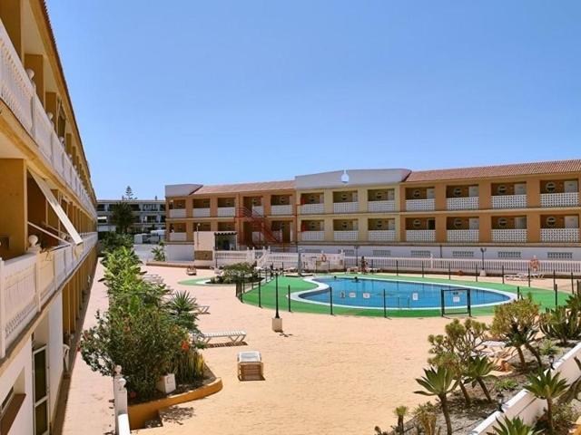 Apartamento en venta en Arona, Costa del Silencio photo 0