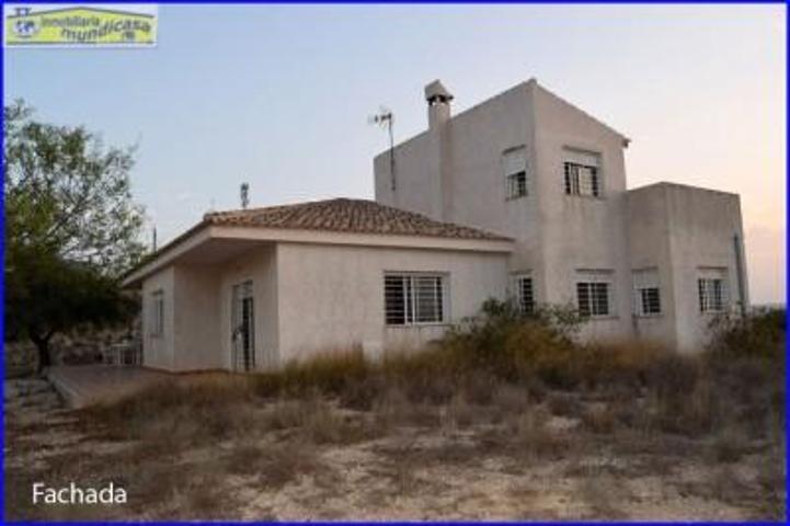 Chalet en venta en Fortuna, LA MATANZA photo 0