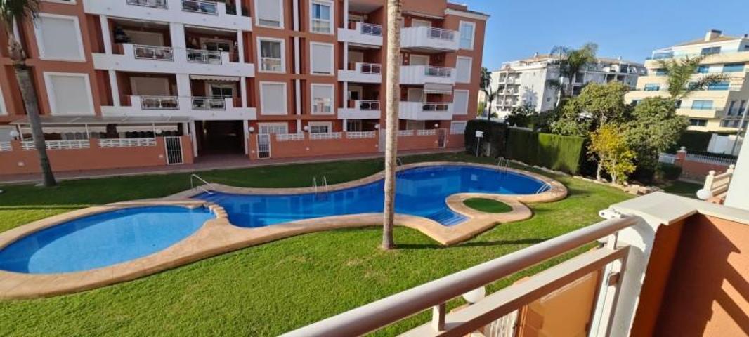 Apartamento en venta en Denia photo 0