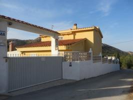 Chalet en venta en Finestrat photo 0