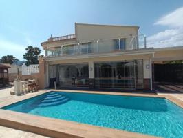 Chalet en venta en Calpe photo 0