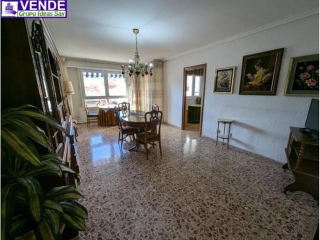 Piso en venta en Sax, Sax photo 0