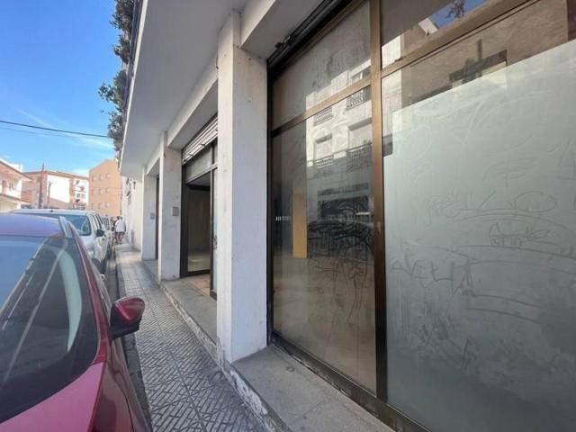 Local comercial en venta en Llançà, La vila photo 0