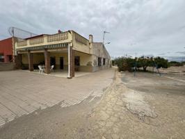 Casa con terreno en venta en Elche, La hoya photo 0