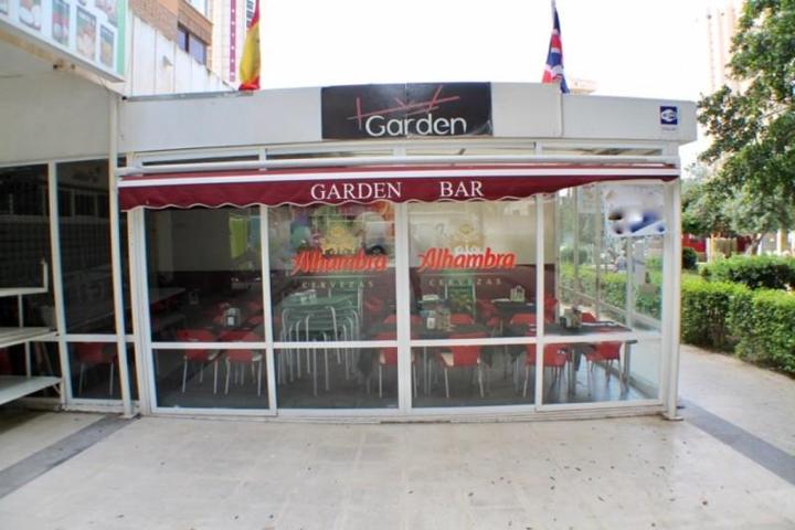 Local comercial en venta en Benidorm, Levante photo 0