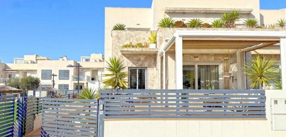 Chalet en venta en Torrevieja photo 0