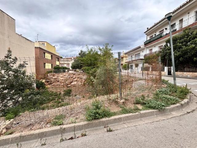 Terreno en venta en Llançà, La vila photo 0