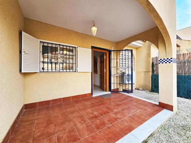 Bungalow en venta en Santa Pola, Novamar photo 0